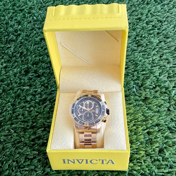 INVICTA GOLDEN